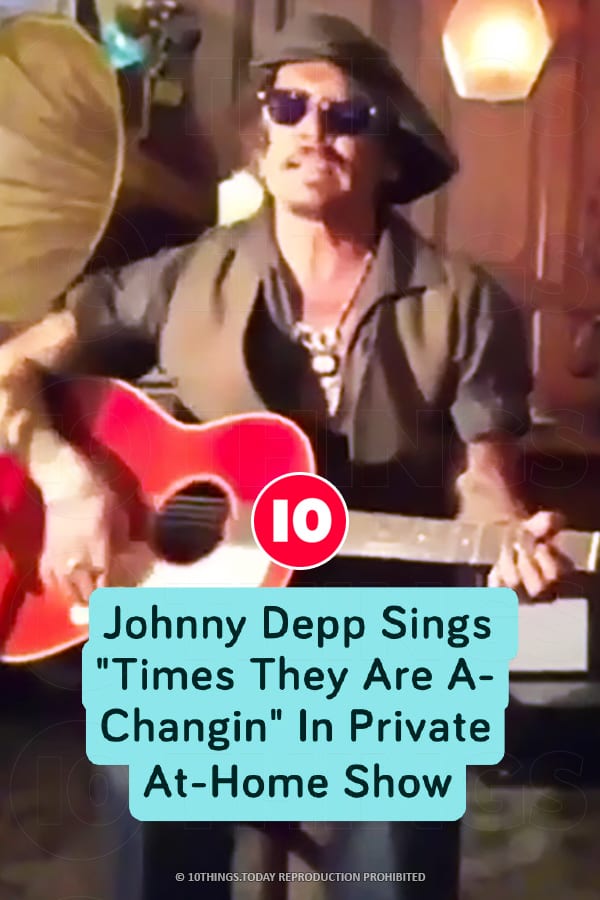 Johnny Depp Sings \