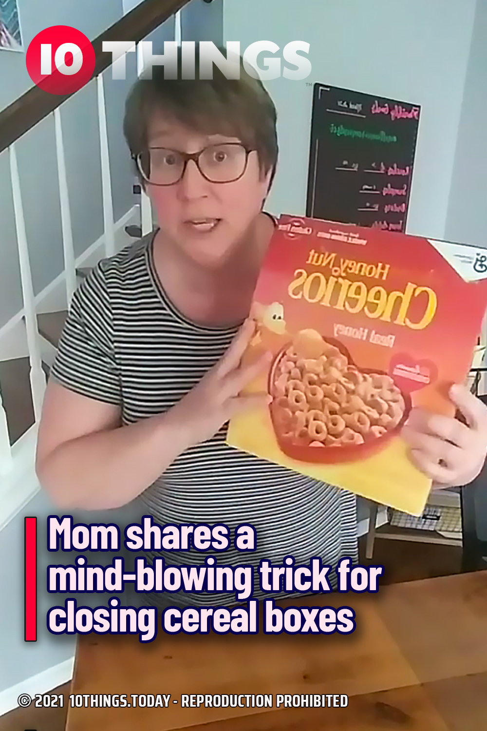 Mom shares a mind-blowing trick for closing cereal boxes