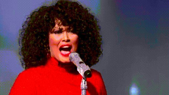 Whitney Houston look-a-like steals the show with ‘I Have Nothing’